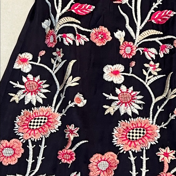 ALL ABOUT HER FLORAL KIMONO SIZE LARGE BLUE PINK CREAM - Picture 6 of 16